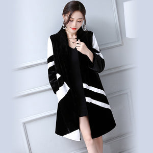 2019 Women's Faux Fur Coat Women in White And Black Contrast Color